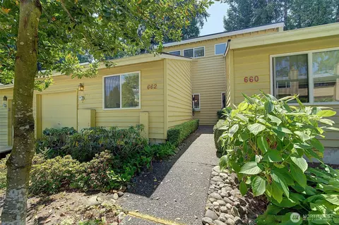 662 156th Ave NE, Bellevue, WA 98007