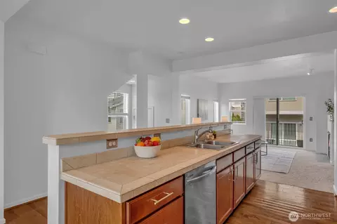 Kitchen - 201 127th St SE #A, Everett, WA 98208 photo 2 of 5