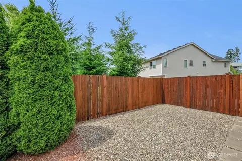 Exterior - 201 127th St SE #A, Everett, WA 98208 photo 2 of 7