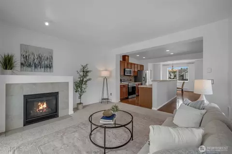 Living - 201 127th St SE #A, Everett, WA 98208 photo 3 of 3