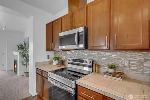 Kitchen - 201 127th St SE #A, Everett, WA 98208 photo 3 of 5