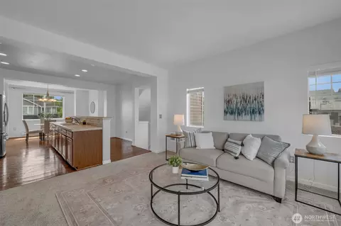 Living - 201 127th St SE #A, Everett, WA 98208 photo 2 of 3