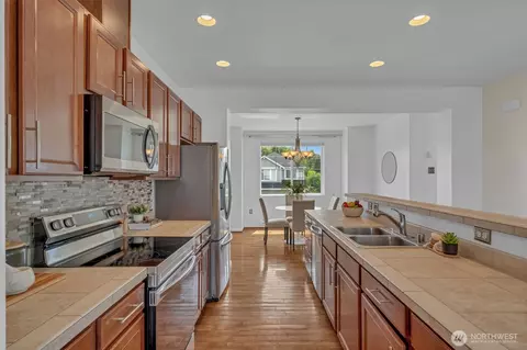 Kitchen - 201 127th St SE #A, Everett, WA 98208 photo 5 of 5