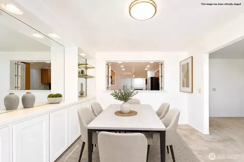 Dining - 2009 Mill Pointe Dr SE, Bothell, WA 98012 photo 2 of 2