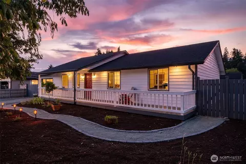 108 Sunnyside Dr, Centralia, WA 98531