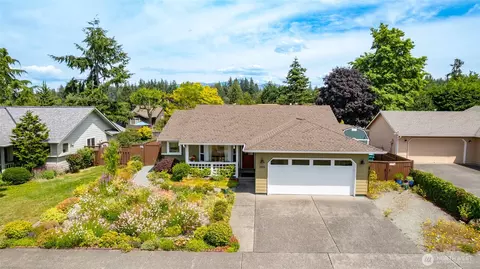306 S 28th St, Mount Vernon, WA 98274