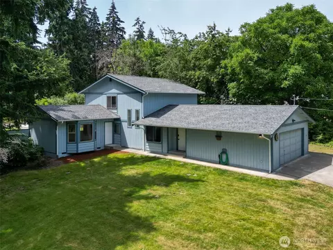 4102 80th St E, Tacoma, WA 98443