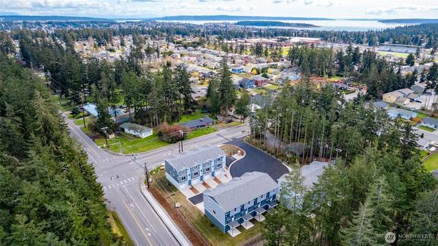 945 NW Heller St #A1, Oak Harbor, WA 98277