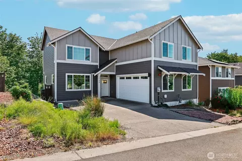 2548 Filbert Ave, Bremerton, WA 98310
