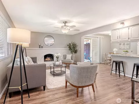 Living - 411 213th Pl SW #12A, Bothell, WA 98021 photo 2 of 3