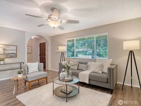 Living - 411 213th Pl SW #12A, Bothell, WA 98021 photo 3 of 3