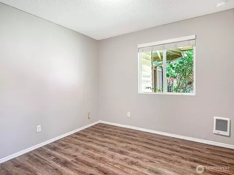 Bedroom - 411 213th Pl SW #12A, Bothell, WA 98021 photo 2 of 2