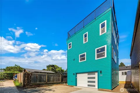 332 NElk Pl, Seattle, WA 98115