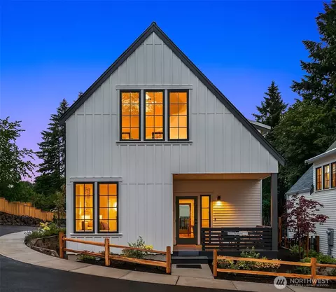 2218 NE 125th St, Seattle, WA 98125