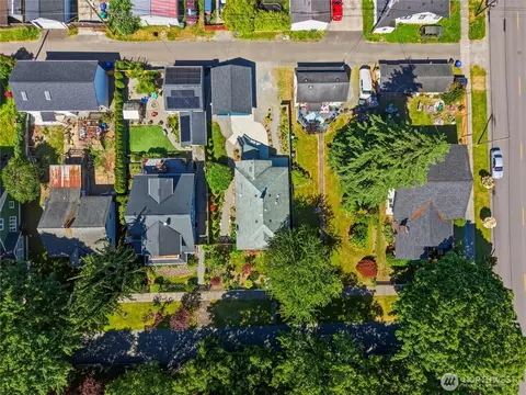 View/Area - 2312 Baker Ave, Everett, WA 98201 photo 3 of 6
