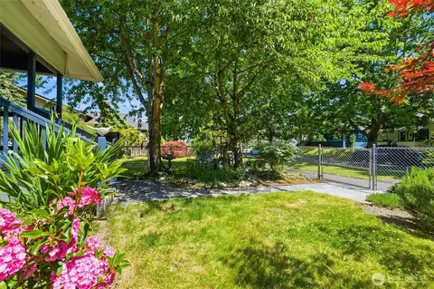 Exterior - 2312 Baker Ave, Everett, WA 98201 photo 13 of 14