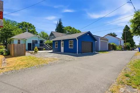 Exterior - 2312 Baker Ave, Everett, WA 98201 photo 7 of 14