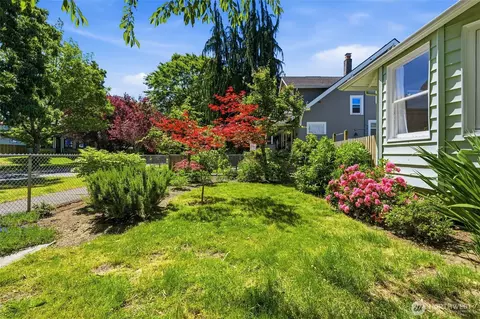 Exterior - 2312 Baker Ave, Everett, WA 98201 photo 14 of 14