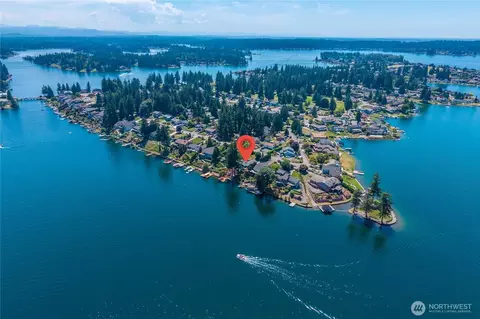 2505 211th Ave E, Lake Tapps, WA 98391