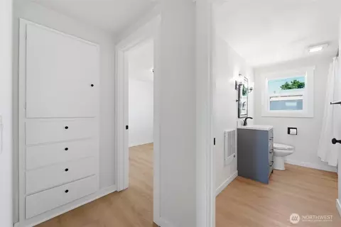 Entry Way - 607 S 1st St, Brewster, WA 98812 photo 1 of 1