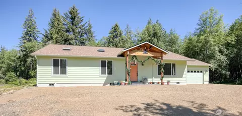 1541 Kirkpatrick Rd, Hoquiam, WA 98550