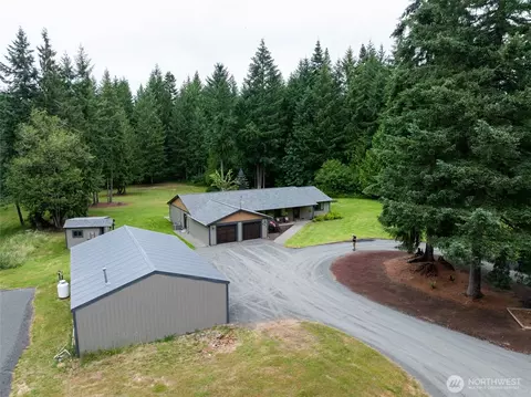 Exterior - 117 Yetter Ln, Chehalis, WA 98532 photo 2 of 10