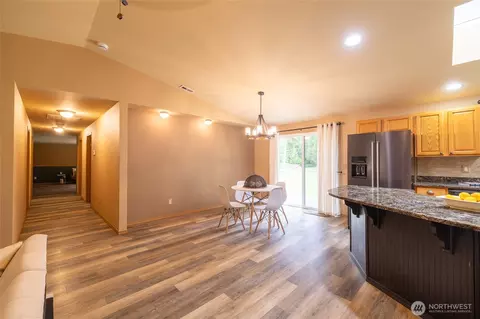 Entry Way - 117 Yetter Ln, Chehalis, WA 98532 photo 1 of 1