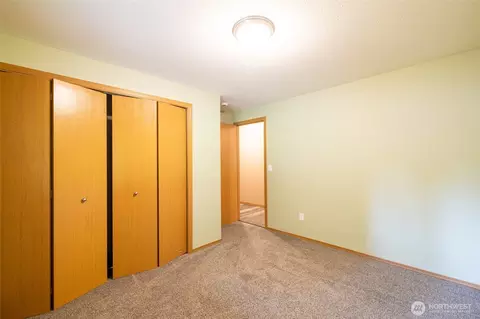 Bedroom - 117 Yetter Ln, Chehalis, WA 98532 photo 3 of 5
