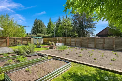 Exterior - 301 Christopher Ln, Everson, WA 98247 photo 8 of 11