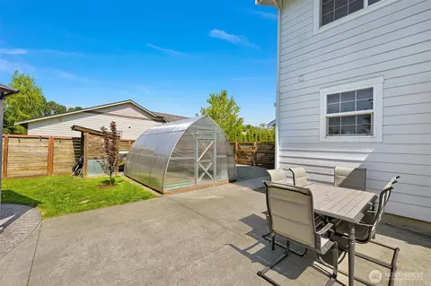 Exterior - 301 Christopher Ln, Everson, WA 98247 photo 9 of 11