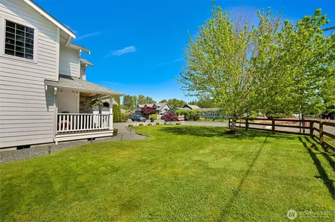 Exterior - 301 Christopher Ln, Everson, WA 98247 photo 4 of 11