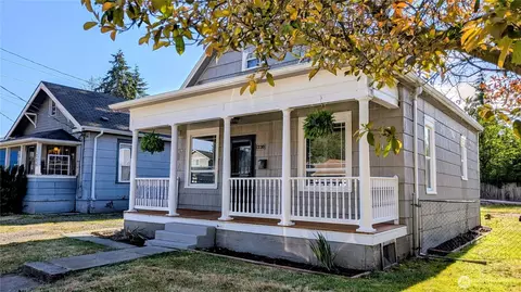 1220 S Adams St, Tacoma, WA 98405