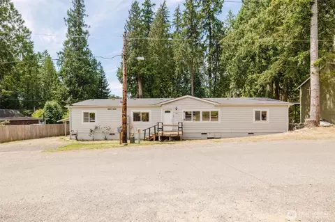 401 E Lk Devereaux Rd, Allyn, WA 98524