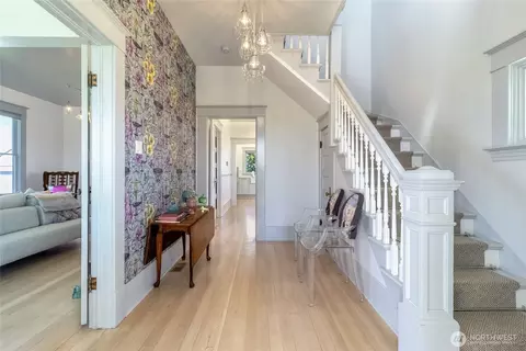 Entry Way - 53139 Appleton Rd, Milton Freewater, OR 97862 photo 2 of 4