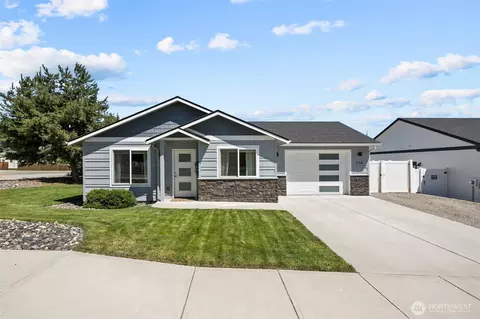 576 Sebastian Way, Wenatchee, WA 98801