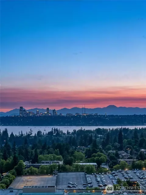 500 106th Ave NE #2803, Bellevue, WA 98004