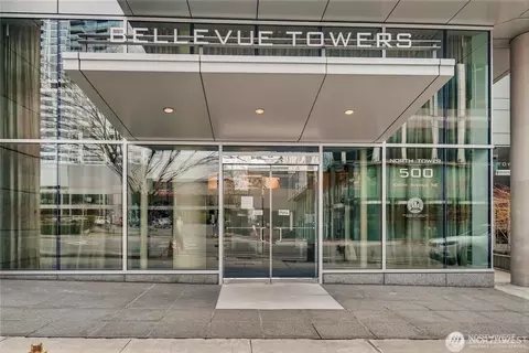 500 106th Ave NE #2803, Bellevue, WA 98004