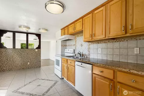 23516 20th Ave W, Bothell, WA 98021 photo 13