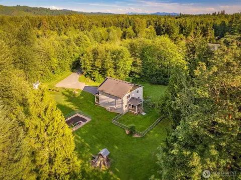 6114 213th Ave NE, Granite Falls, WA 98252