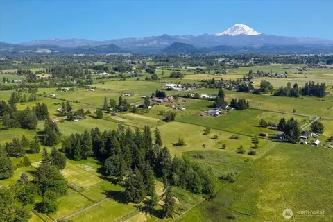 41227 228th Ave SE, Enumclaw, WA 98022