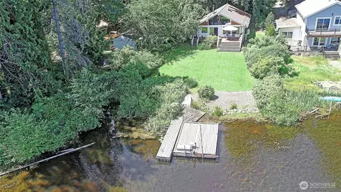 13806 W Lake Kathleen Dr SE, Renton, WA 98059