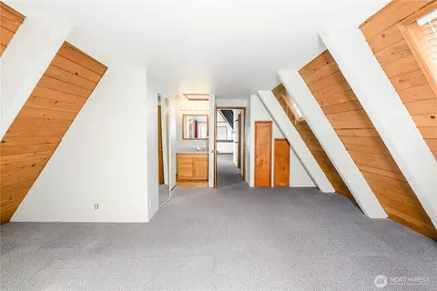 Bedroom - 141 Bay Ridge Pl, Sequim, WA 98382 photo 2 of 2