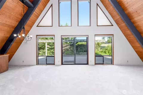 Living - 141 Bay Ridge Pl, Sequim, WA 98382 photo 8 of 9