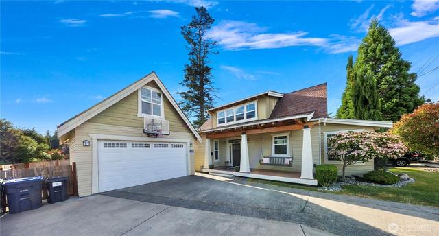 1319 S 13th St, Mount Vernon, WA 98274