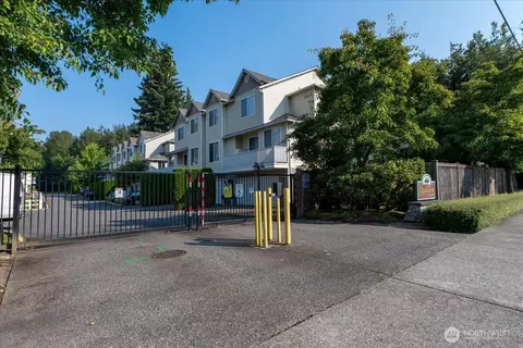 Other - 10410 Holly Dr #E, Everett, WA 98204 photo 9 of 11