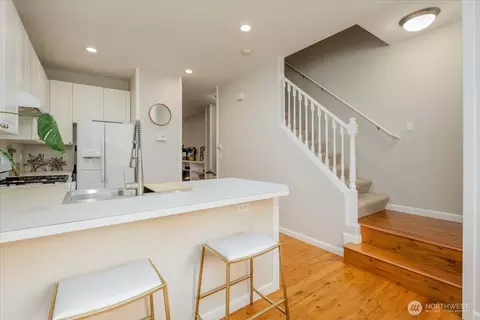 Kitchen - 10410 Holly Dr #E, Everett, WA 98204 photo 1 of 4