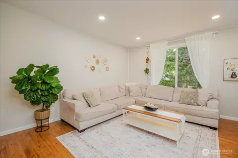 Living - 10410 Holly Dr #E, Everett, WA 98204 photo 1 of 3