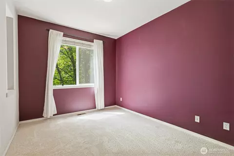 Bedroom - 206 202nd St SE, Bothell, WA 98012 photo 1 of 8