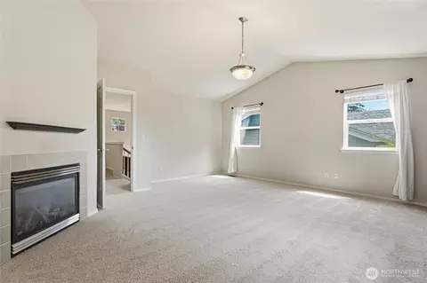 Living - 206 202nd St SE, Bothell, WA 98012 photo 8 of 8