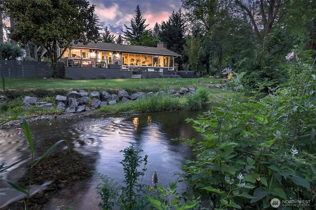 501 SE Sycamore Pl, Issaquah, WA 98027